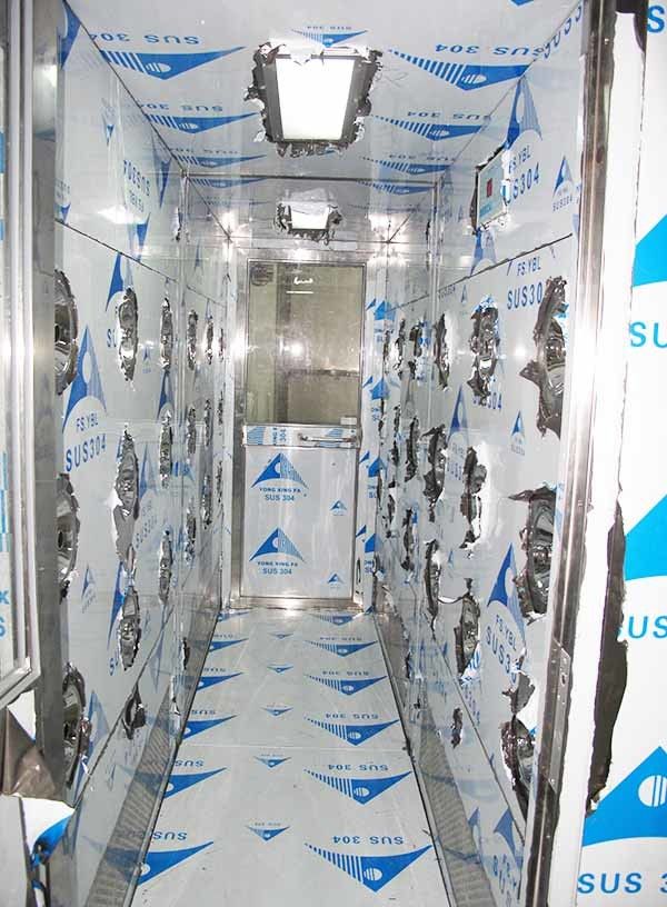 Luft-Duschecleanroom der Tiefen-3000mm mit manuellen Türen für sechs Leute 1